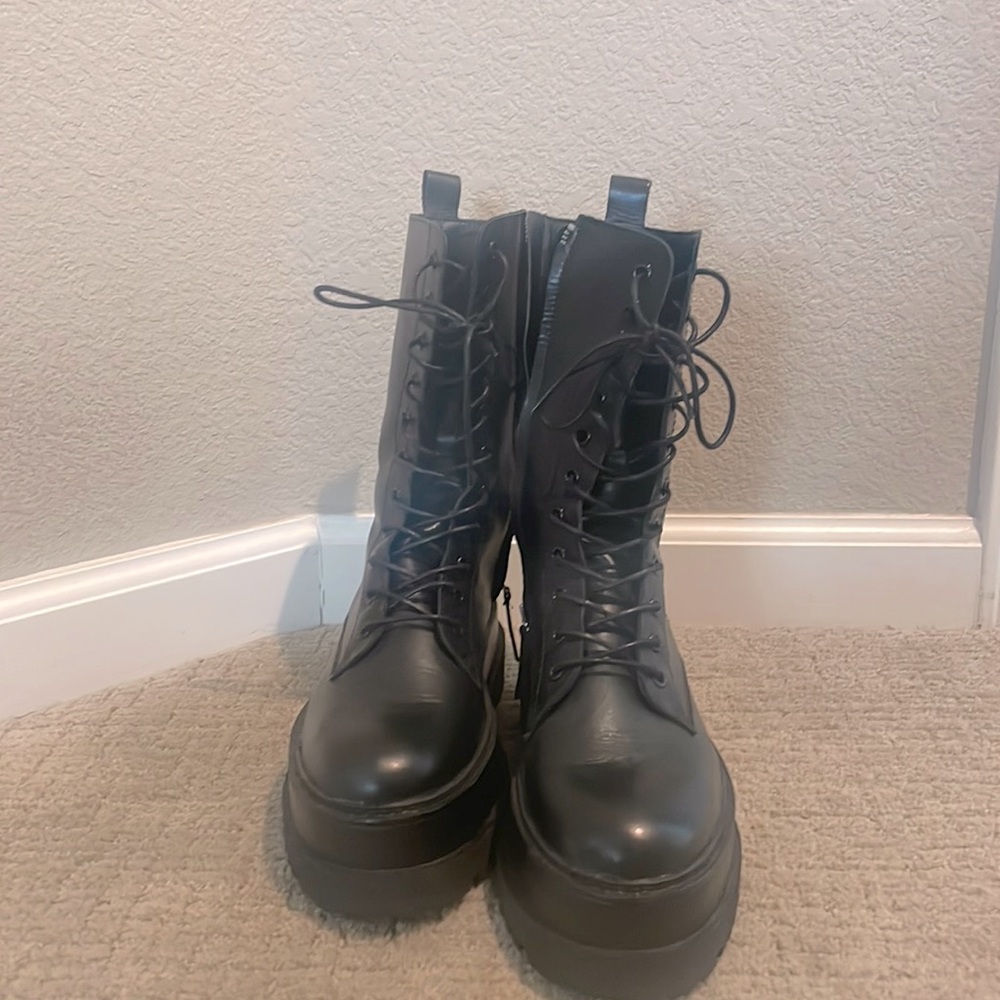 Zara limited edition boots
